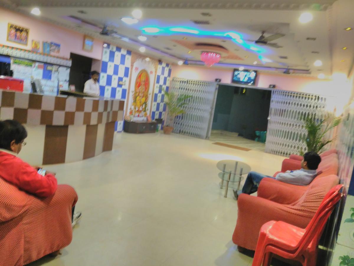 Bandhan Inn ดีกา ภายนอก รูปภาพ